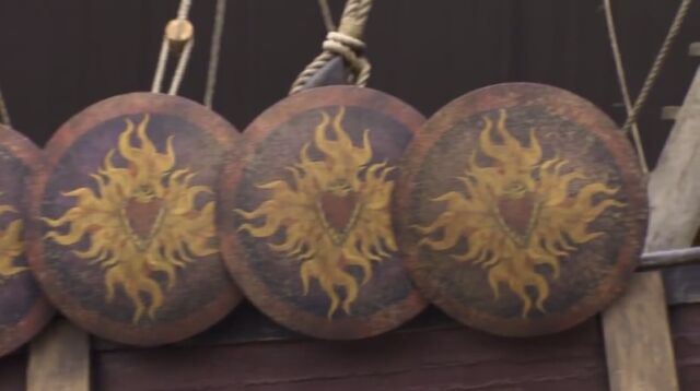 File:Baratheon-round-ship-shield.jpg
