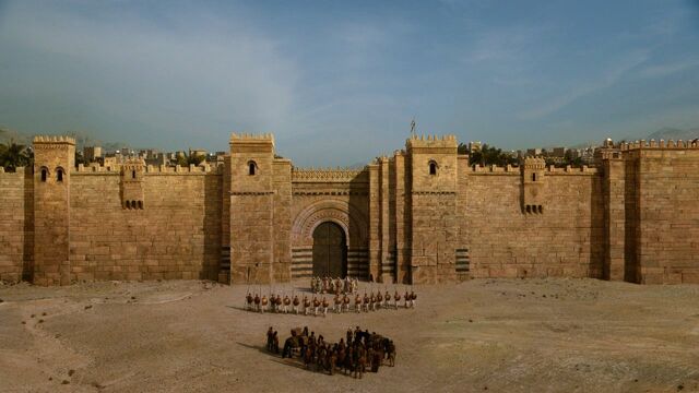File:Qarth walls.jpg