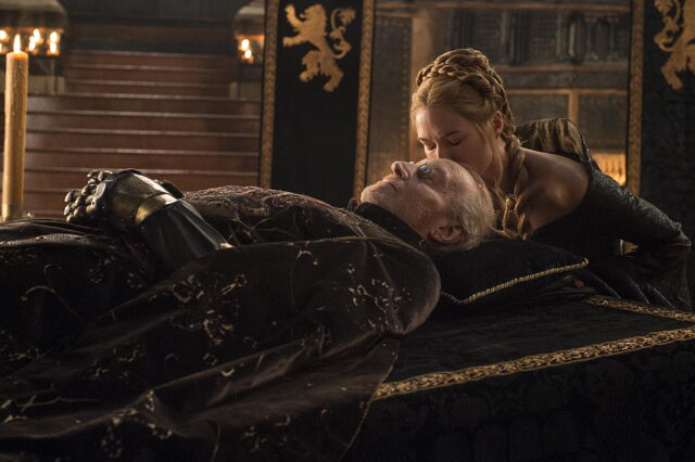 File:501 Tywin funeral Cersei kiss.jpg