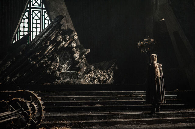 File:Daenerys Dragonstone.jpg