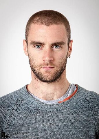 File:Aron Hegarty.jpg