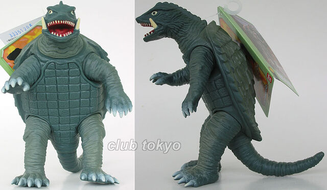 File:Gamera 1965 toy Bandai.jpg