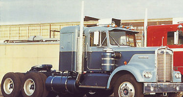 File:Gandoler R-900 V8.jpg