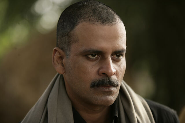 File:Gangs-of-Wasseypur-Manoj-Bajpai.jpg
