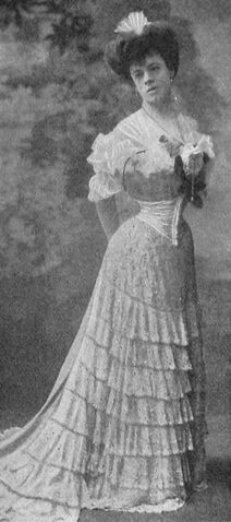 File:Femminiello.jpg
