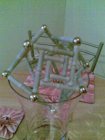 File:Amafirlian Cuboctahedron glow2.jpg