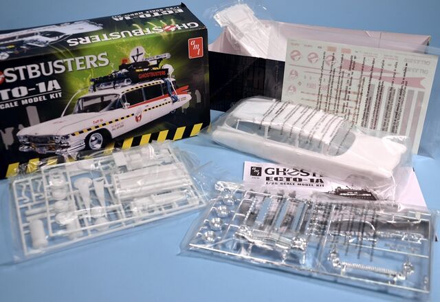 File:AMT Ecto1A 2012 Model Parts01.jpg