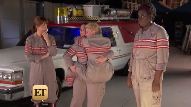 File:Ghostbusters2016SetVisitET4152016Clip18.jpg