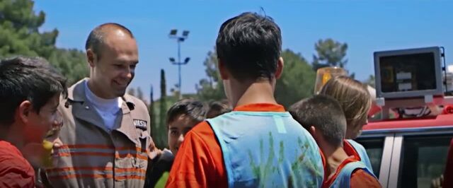 File:GB2016UEFAChampionshipAndresIniesta6112016-21.jpg