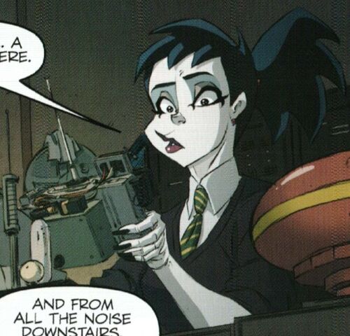 File:KylieGriffinIDW40.jpg