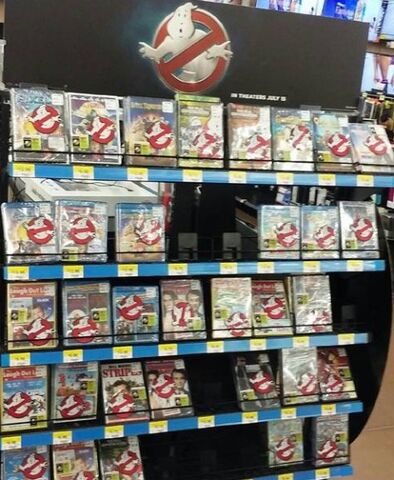 File:GB2016CrossPromoteWalmartDisplay02.jpg