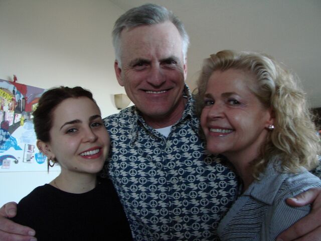 File:MaeWhitman RobPaulsen PatMusick 1-25-2013.jpg