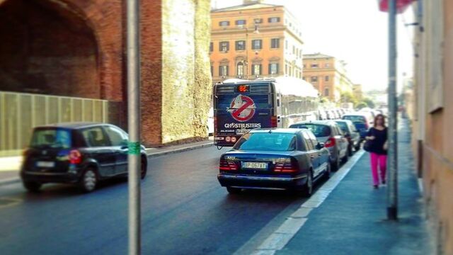 File:GB2016RearBusAdRome.jpg