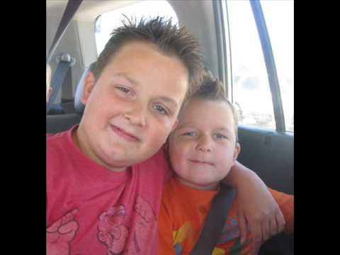 File:Gibby and Guppy.jpg