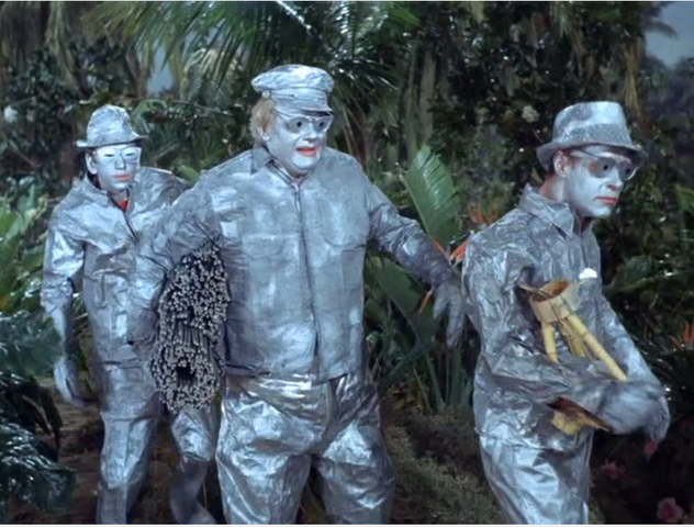 File:Leadclothes.png