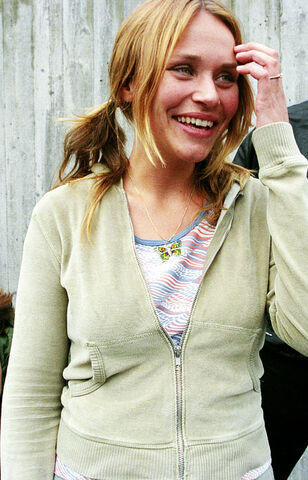 File:ThereseVadem.jpg