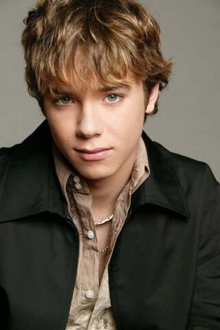 File:PeytonP.jpg