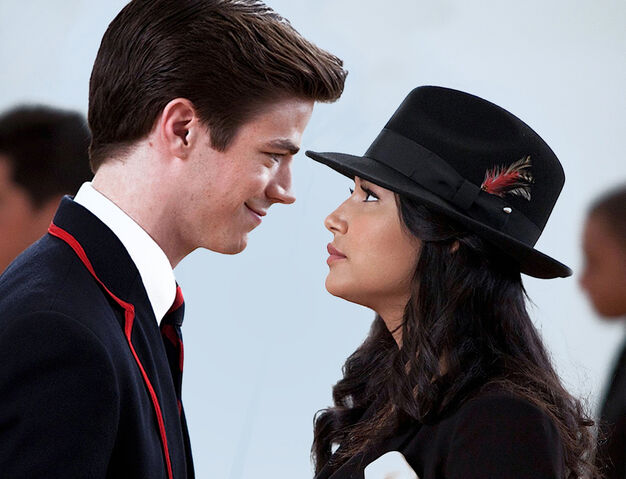 File:Villain-vs-villain-santastian-santana-and-sebastian-29516005-1003-768.jpg