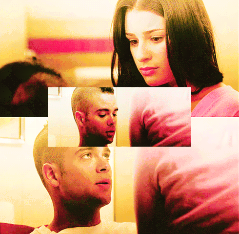 File:Tumblr ljimifAt7S1qejlg8o1 r1 500.gif