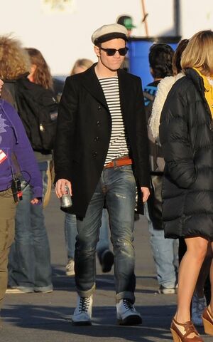 File:Glee-120611-5.jpg