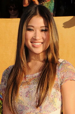 File:Jenn-ushkowitz-sag2012-1.jpg