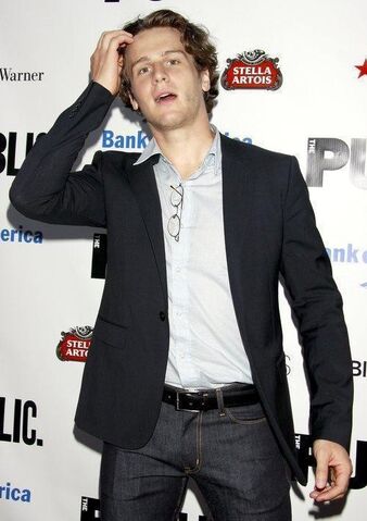 File:Jonathan groff 5501922.jpg
