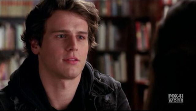 File:Glee-hello.jpg