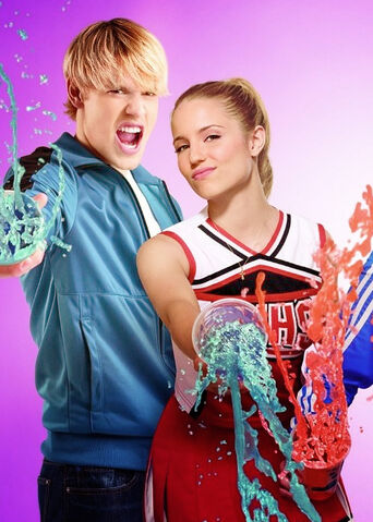 File:Sam and Quinn Slushie.jpg