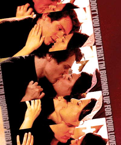 File:Tumblr ldu7h4j9ql1qcvr0do1 500.gif