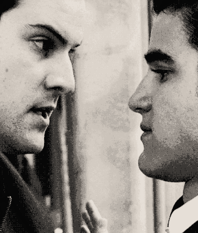 File:Tumblr lo94uvyuQK1qzobyuo1 500.gif