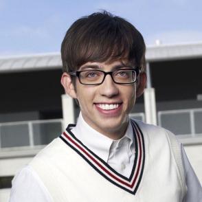 File:Showbiz 9-1 jpg 253031t.jpg