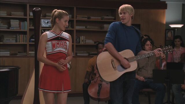 File:Glee204-01001.jpg