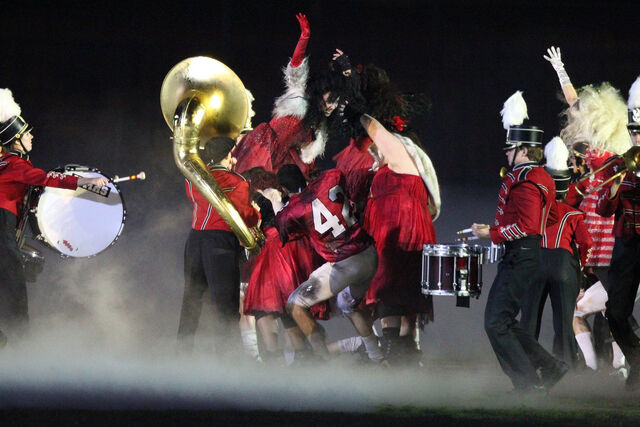 File:Marching-band-glee.jpg