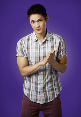 File:Glee 09-harry-shum-jr-01 3740DJ2.jpg