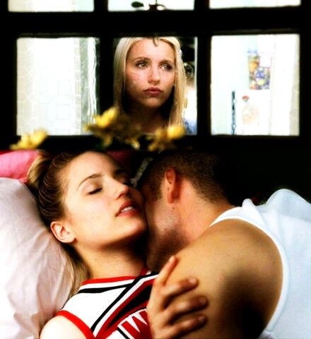 File:Quick-333-quinn-and-puck-18140852-500-545.jpg