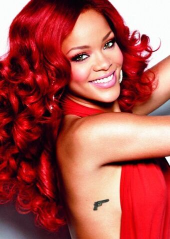 File:Dress-gun-red-red-hair-rihanna-Favim.com-415335.jpg