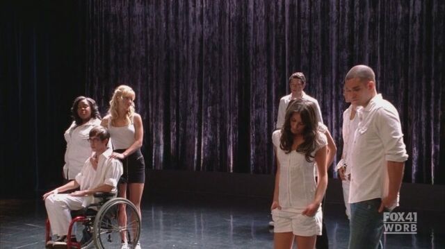 File:Puck-Rachel-2x03-Grilled-Cheesus-rachel-and-puck-16083894-675-379.jpg