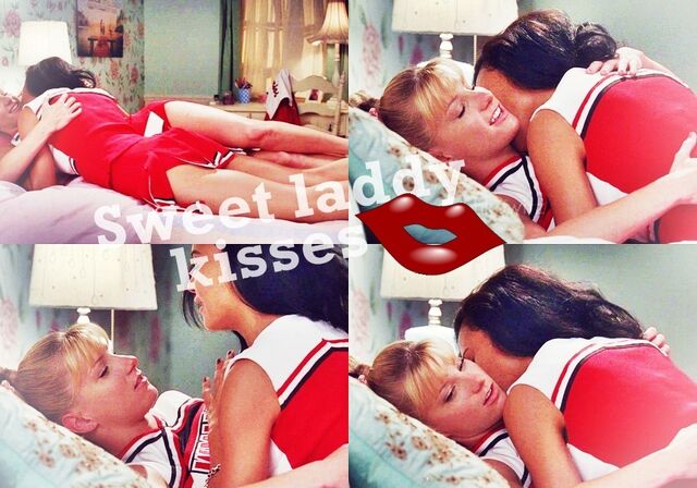 File:Brittana is hot.jpg