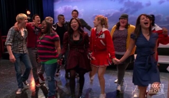 File:Glee episódio nove-1-.jpg