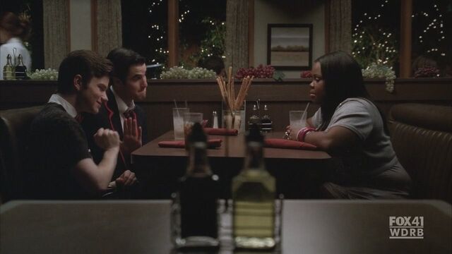 File:Kurt-Blaine-2x07-The-Substitute-kurt-and-blaine-17029753-1280-720.jpg