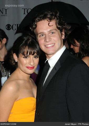 File:Lea-michele-jonathan-groff-64th-tony-awards-ju36Yv.jpg