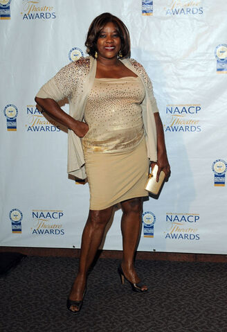 File:Loretta-Devine.jpg