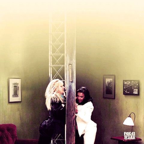 File:Tumblr m3fjtkaHNQ1r5z28g.gif