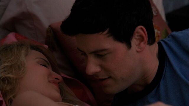 File:2-15-Sexy-finn-and-quinn-22970709-1280-720.jpg