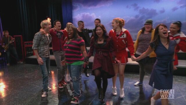 File:Glee209 955.jpg