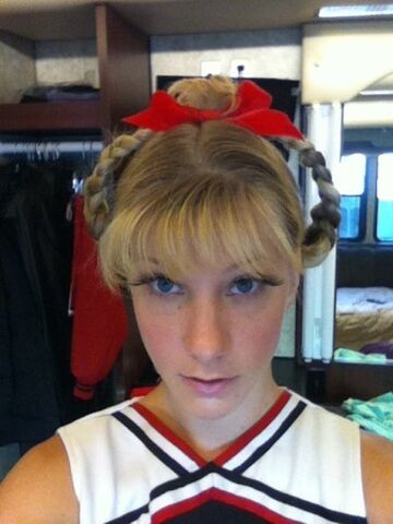 File:Heather-3-glee-17221070-363-484.jpeg