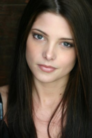File:Ashley-greene3 article.png