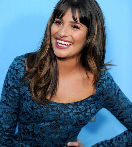 File:Primiere-Party-of-Season-2-glee-15382659-520-580.jpg