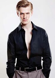 Lucas-till-video-game-august-man-03.jpg (66 KB) Lucas-till-video-game-august-man-03