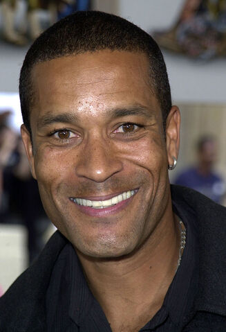 File:Phil Morris.jpg